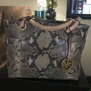 Michael Kors Tote